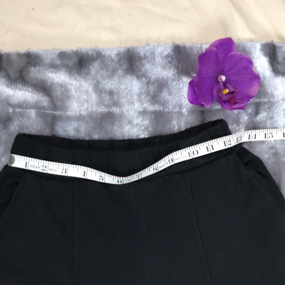 Zara | Wide Leg Front Seam Detail Pants with Side Pockets | Small - Picture 4 of 11